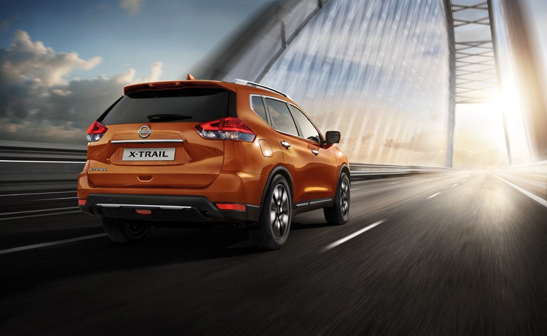 The new Nissan X-TRAIL redefines smarter driving